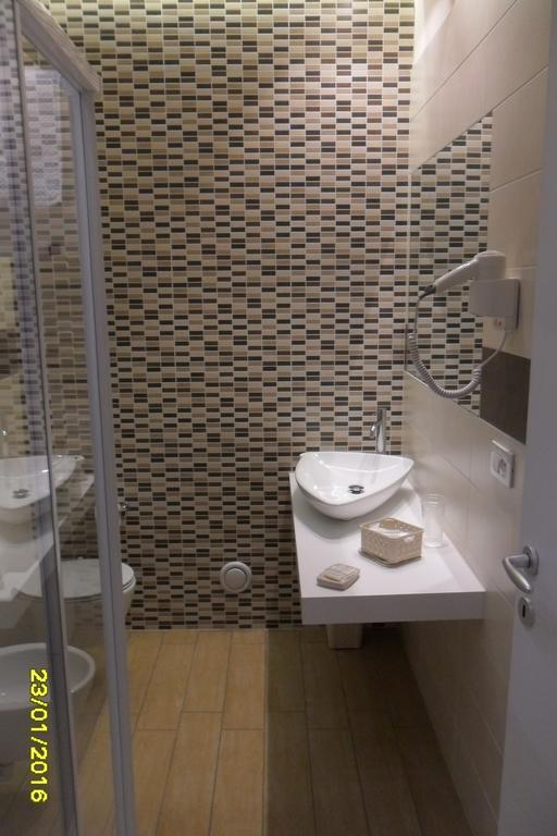 Location Lory Hotel Busto Arsizio Eksteriør billede