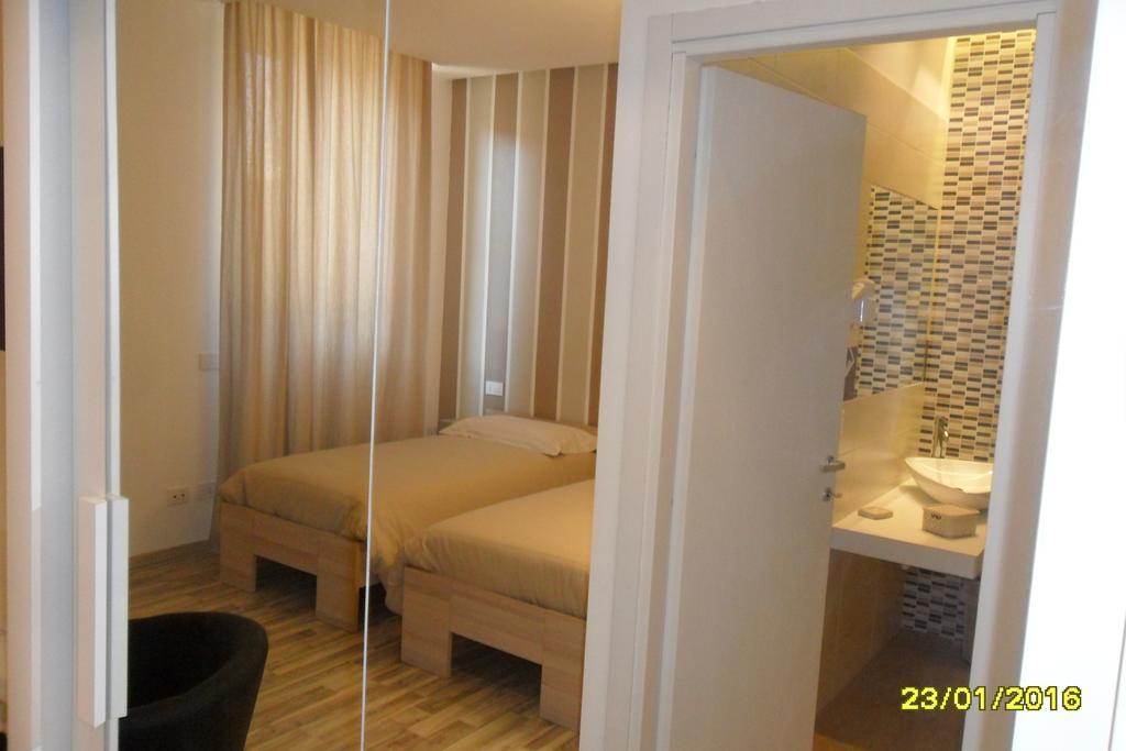 Location Lory Hotel Busto Arsizio Eksteriør billede