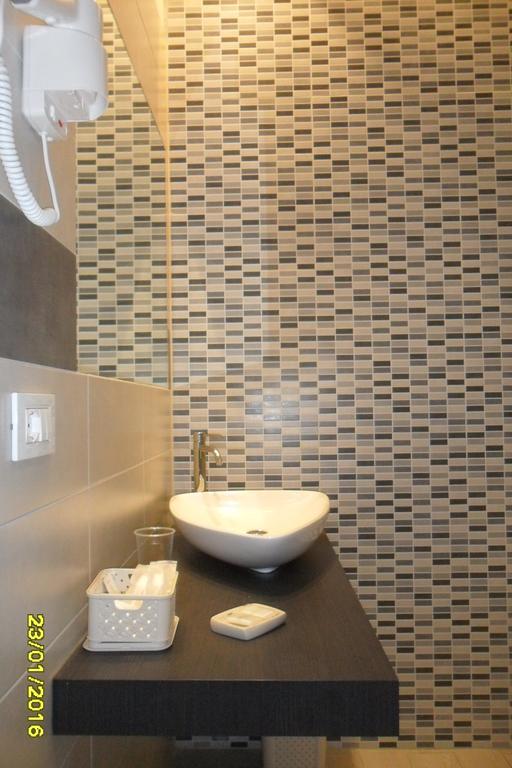 Location Lory Hotel Busto Arsizio Eksteriør billede